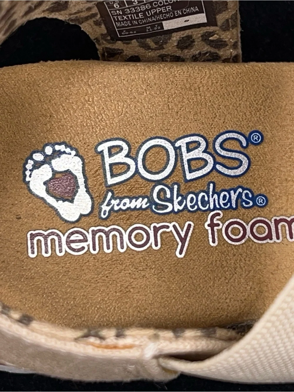 Size 6 Women’s Bobs Sandals Beige Tan Comfort Memory Foam Espadrilles